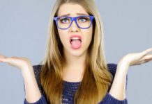 Body Language Blunders That Make You Look Bad (Communication)