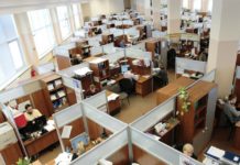 PODCAST #050: Dealing With A Disruptive Coworker | LEADx Weekly Wrapup And Q&A
