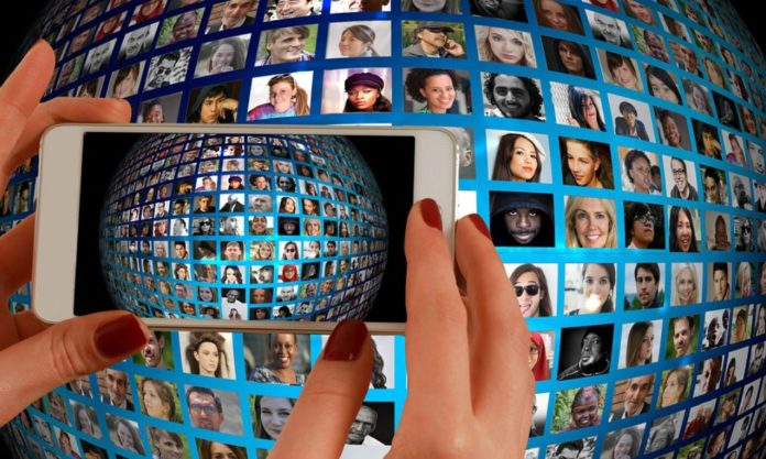 smartphone-1445489_1280