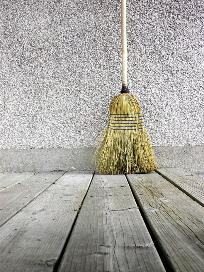 broom