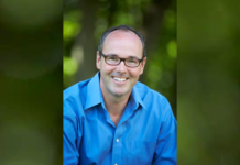 Small Acts of Leadership: Start with Purpose, Lead with Intention, Gain Confidence, and Become the Leader Everyone Wants to Work With Shawn Hunter Small Acts of Leadership